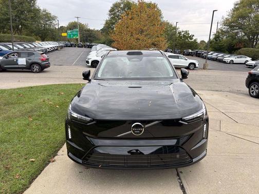 2025 Volvo EX90 Twin Motor Ultra