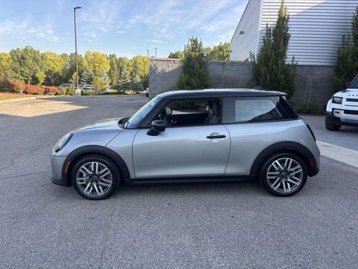 2026 MINI Hardtop Cooper