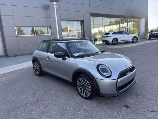 2026 MINI Hardtop Cooper