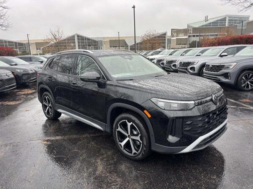 2026 Volkswagen Tiguan 2.0T SE 4MOTION