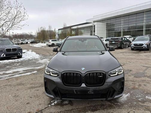 2024 BMW X3 M40i