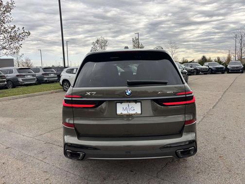 2026 BMW X7 xDrive40i