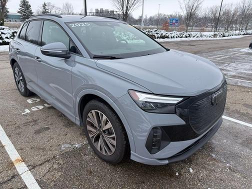 2025 Audi Q4 e-tron Premium 45 RWD