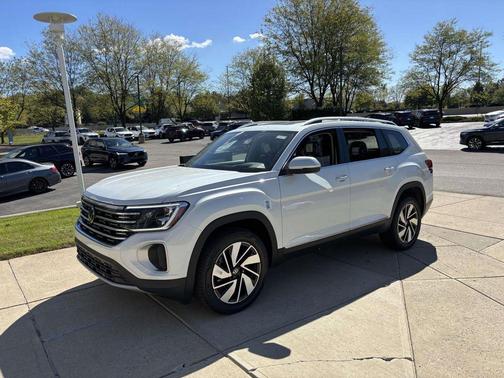 2026 Volkswagen Atlas 2.0T SEL