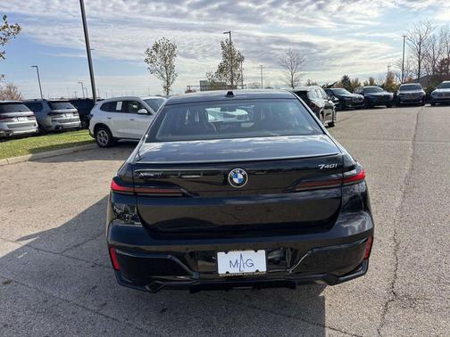 2026 BMW 740 xDrive