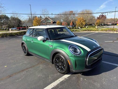2023 MINI Hardtop Cooper