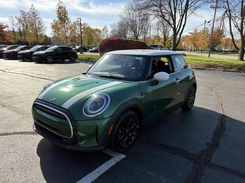 2023 MINI Hardtop Cooper