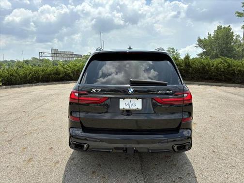 2022 BMW X7 xDrive40i