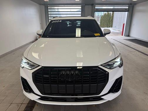 2024 Audi Q3 45 S line Premium Plus