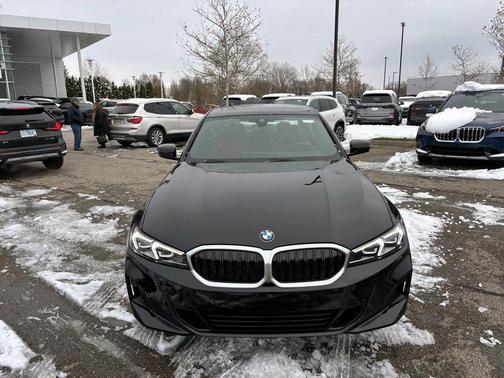 2023 BMW 330 xDrive