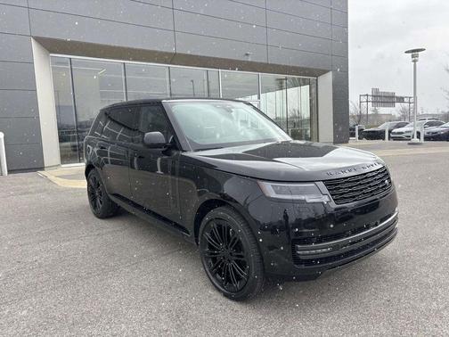 2026 Land Rover Range Rover P530 SE 7 Seat