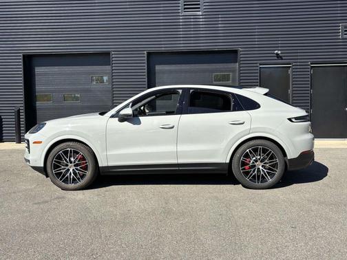 2026 Porsche Cayenne S