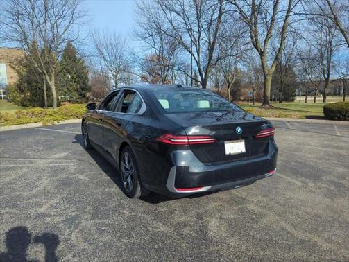 2025 BMW i5 xDrive40