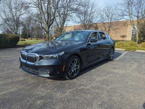 2025 BMW i5 xDrive40