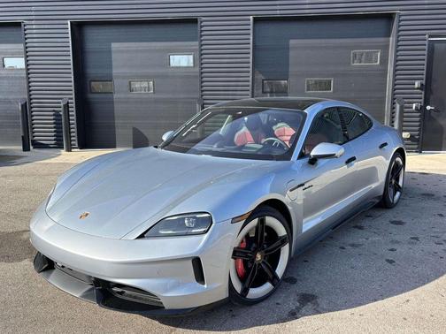 2026 Porsche Taycan GTS