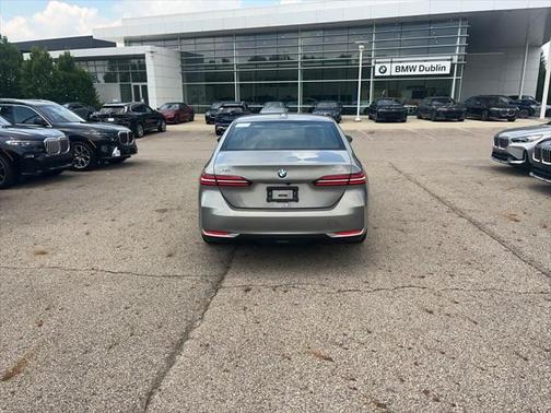 2024 BMW 540 i xDrive