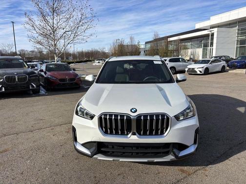 2025 BMW X1 xDrive28i