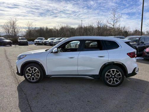2025 BMW X1 xDrive28i