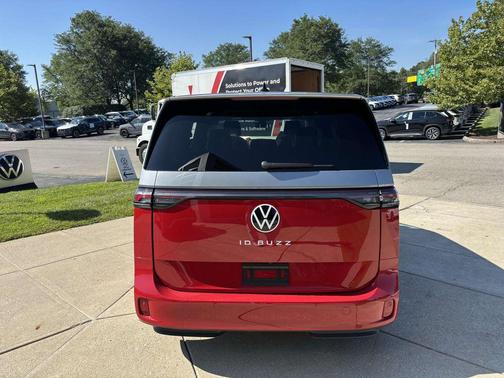 2025 Volkswagen ID. Buzz Pro S