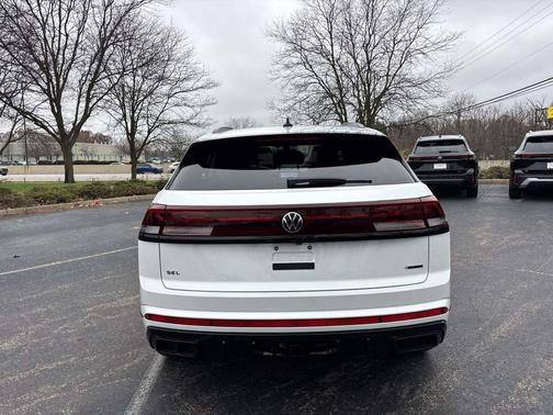 2026 Volkswagen Atlas Cross Sport 2.0T SEL