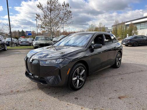 2026 BMW iX xDrive45