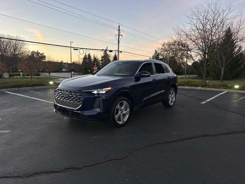 2025 Audi Q5 Premium Plus TFSI quattro S tronic