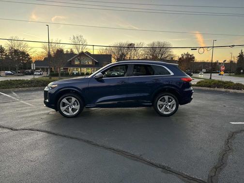 2025 Audi Q5 Premium Plus TFSI quattro S tronic