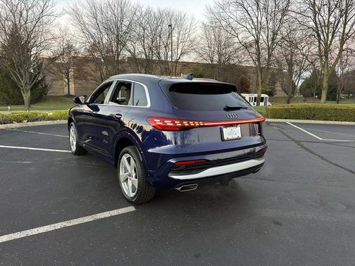 2025 Audi Q5 Premium Plus TFSI quattro S tronic