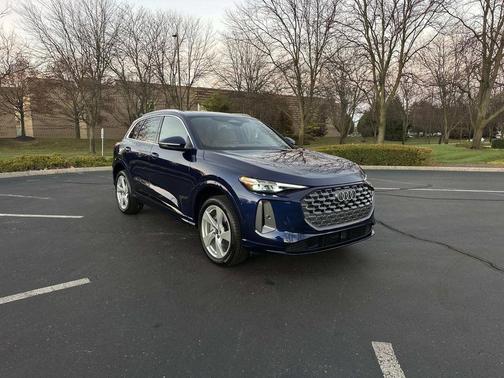 2025 Audi Q5 Premium Plus TFSI quattro S tronic