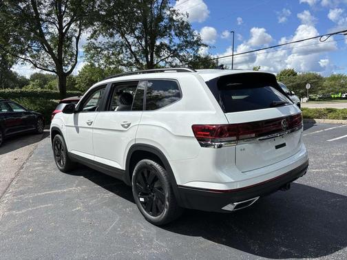 2026 Volkswagen Atlas 2.0T SE w/Technology 4MOTION