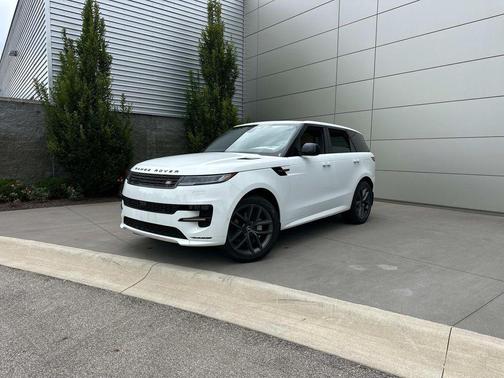 2025 Land Rover Range Rover Sport SE
