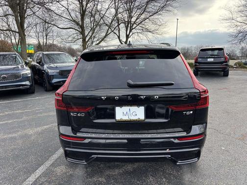 2026 Volvo XC60 Plug-In Hybrid T8 Ultra