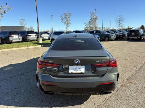 2026 BMW M440 i xDrive