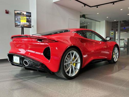 2025 Lotus Emira V6