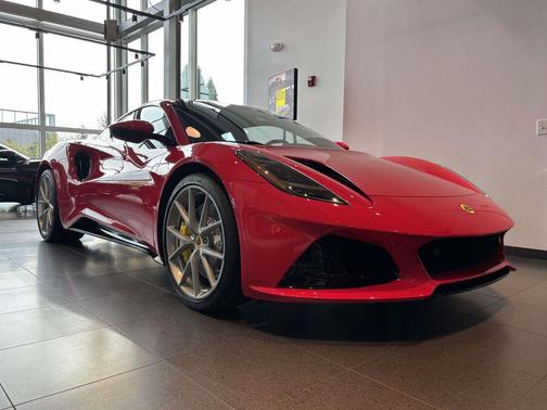 2025 Lotus Emira V6