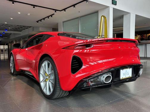 2025 Lotus Emira V6