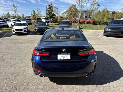 2023 BMW 330 xDrive