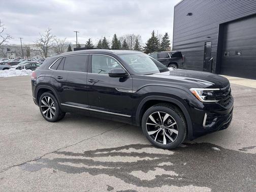 2025 Volkswagen Atlas Cross Sport 2.0T SEL Premium