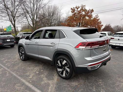 2026 Volkswagen Atlas Cross Sport 2.0T SEL
