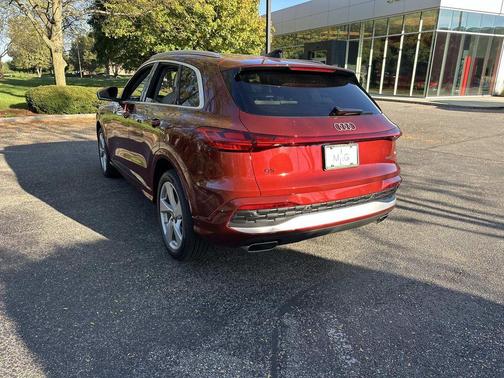 2025 Audi Q5 Prestige TFSI quattro S tronic
