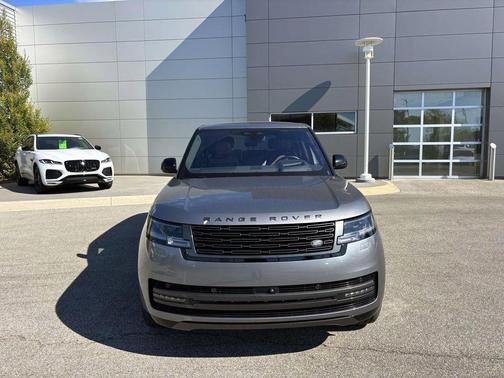 2023 Land Rover Range Rover P530 SE