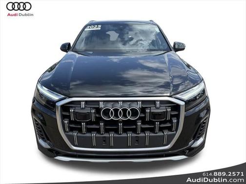 2025 Audi Q7 45 Premium