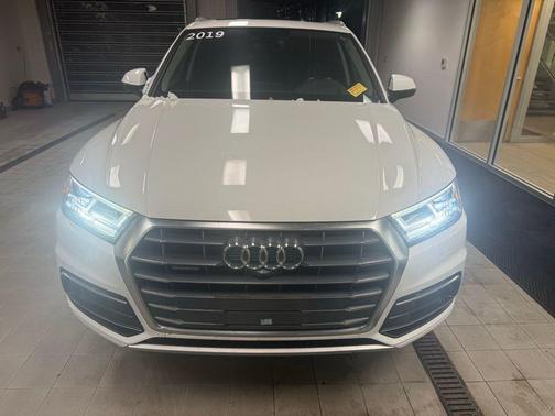 2019 Audi Q5 2.0T Prestige