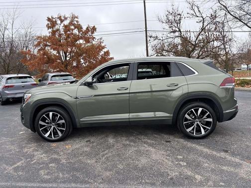 2026 Volkswagen Atlas Cross Sport 2.0T SEL Premium