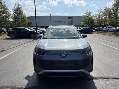 2025 Volkswagen Tiguan 2.0T SE 4MOTION