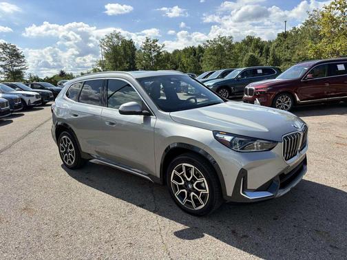 2025 BMW X1 xDrive28i