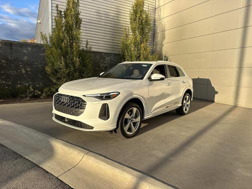 2025 Audi Q5 Premium Plus TFSI quattro S tronic