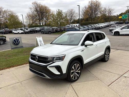 2022 Volkswagen Taos 1.5T SE