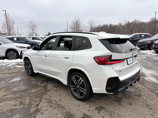 2025 BMW X1 M35i