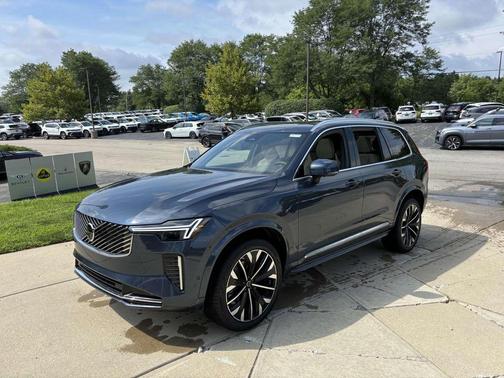 2026 Volvo XC90 B6 Plus 6-Seater